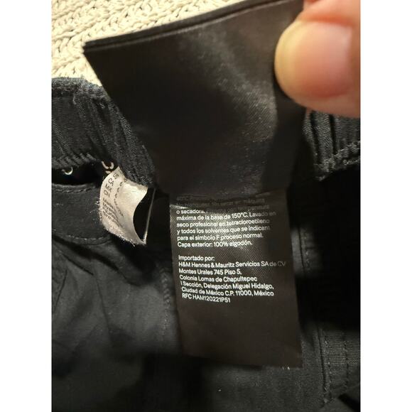 NWT Divided H&M Cargo Pants Casual Wide Leg Women's Size 6 Cotton Black - Picture 9 of 9